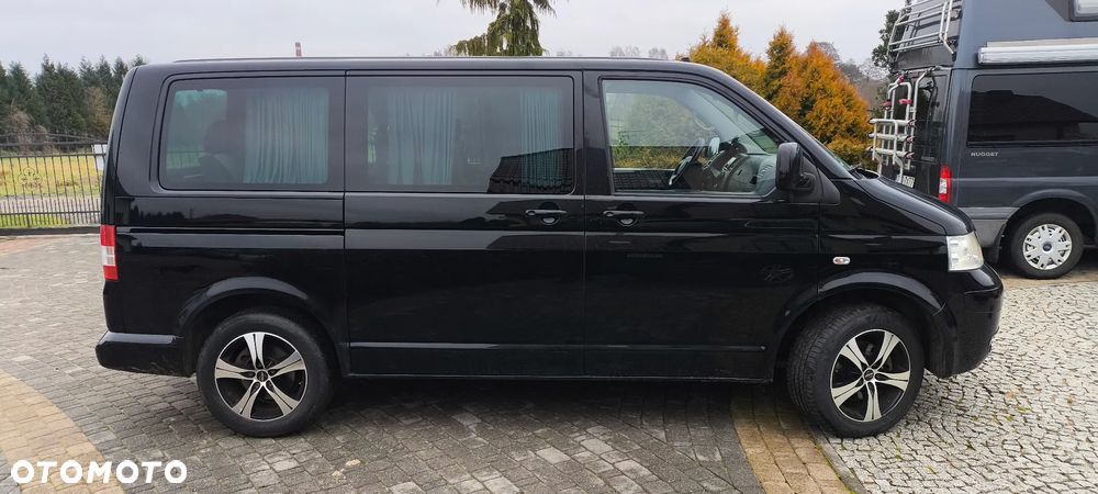 Volkswagen Multivan - 24