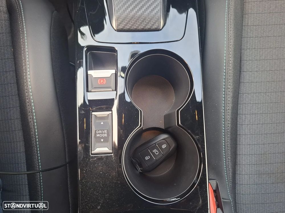 Peugeot 208 1.2 PureTech GT Line EAT8 - 39