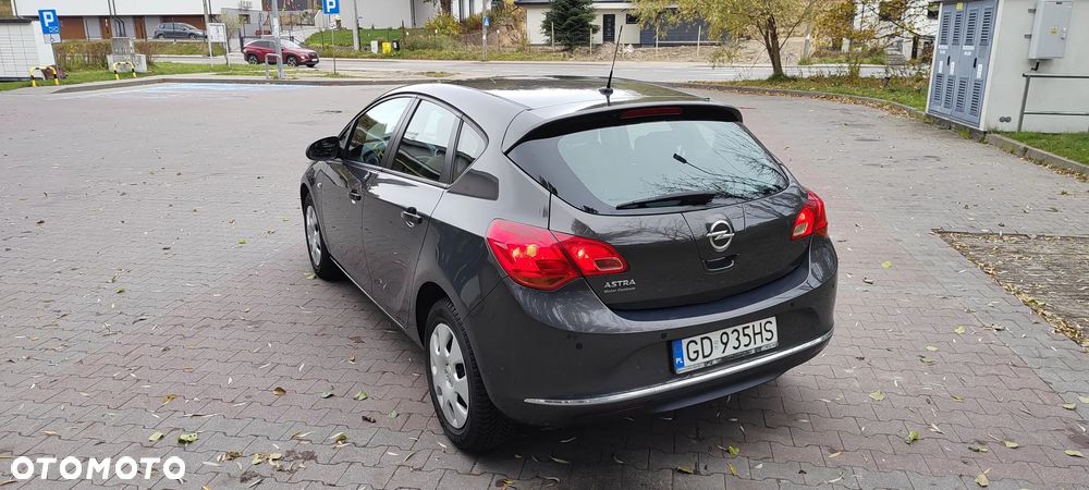 Opel Astra 1.6 Active - 11