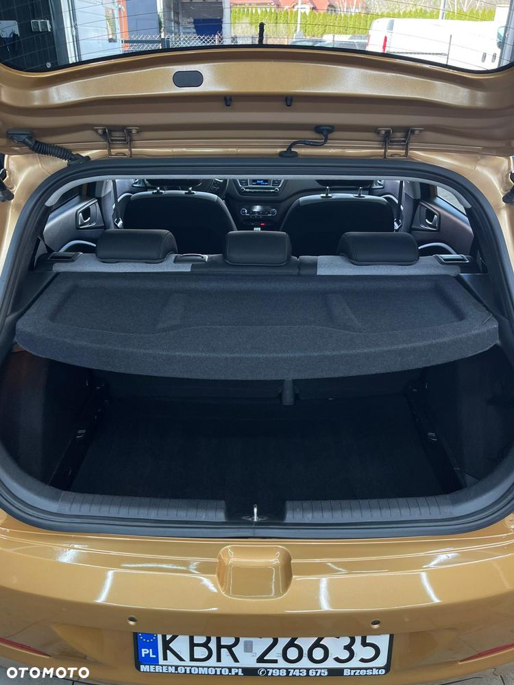 Hyundai i20 1.2 Passion - 20