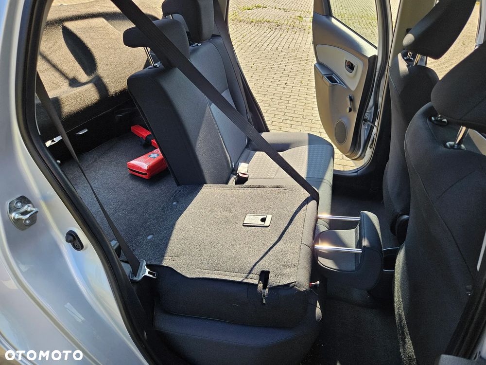 Toyota Yaris 1.0 Active EU6 - 26