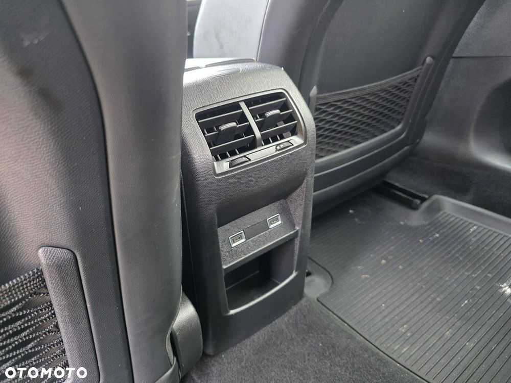 Peugeot 408 1.2 PureTech GT S&S EAT8 - 34