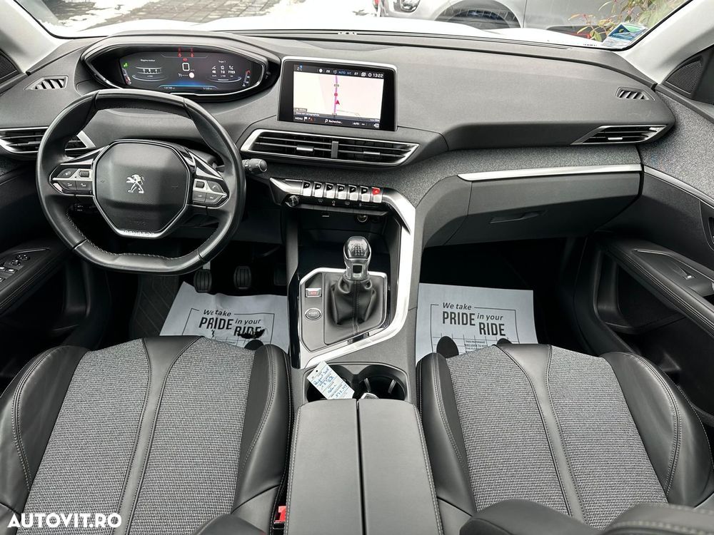 Peugeot 3008 - 8