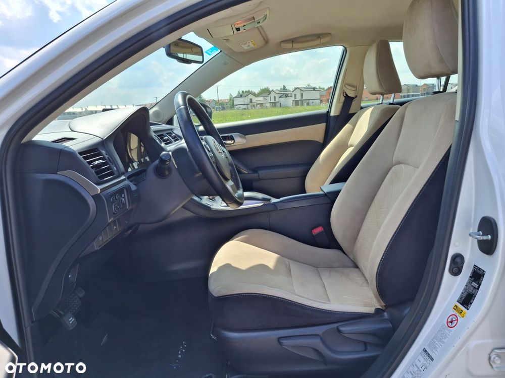 Lexus CT 200h Elegance - 5