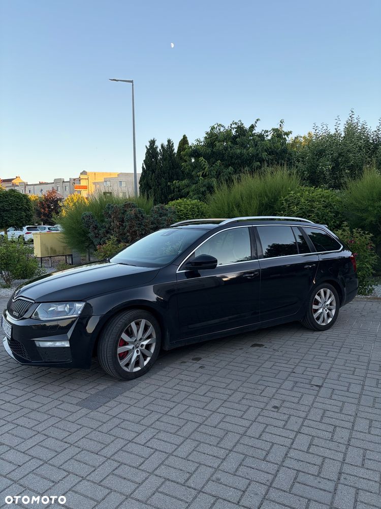 Skoda Octavia 2.0 TDI RS DSG - 4