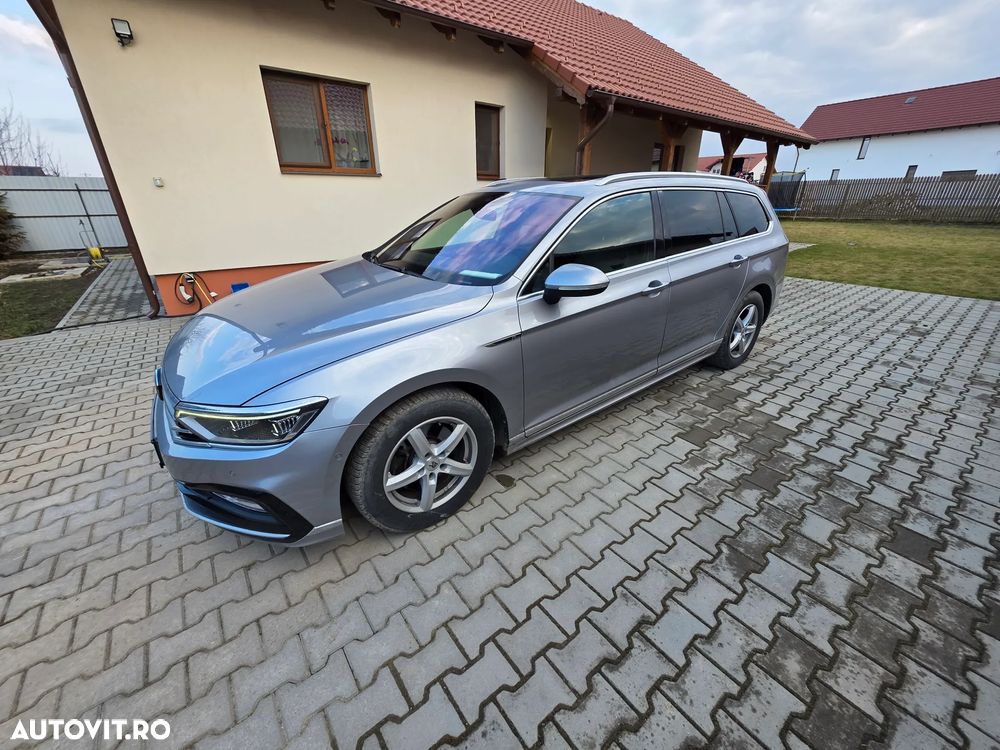 Volkswagen Passat 2.0 TDI SCR DSG 4Motion Elegance - 2
