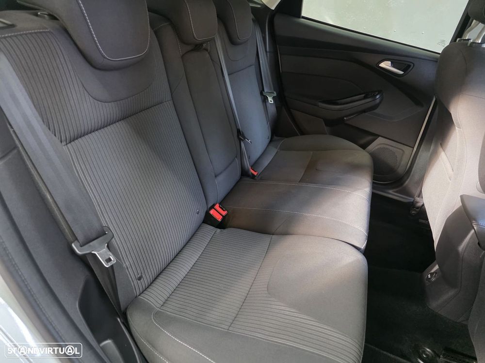 Ford Focus 1.0 EcoBoost ST-Line - 17