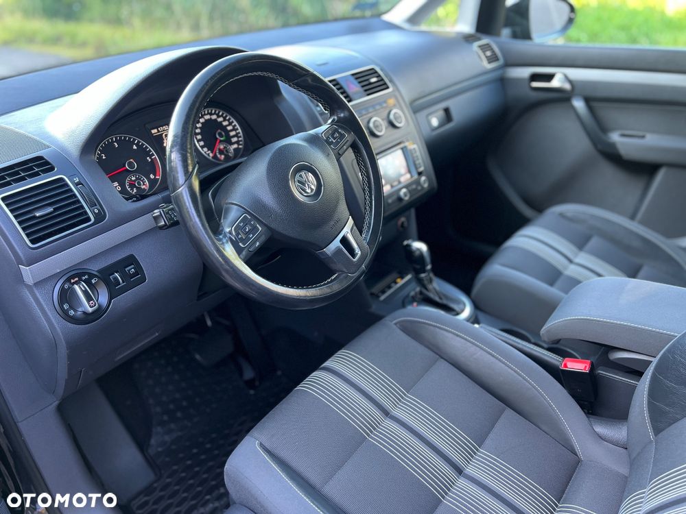 Volkswagen Touran 2.0 TDI DPF Highline Perfectline DSG - 10