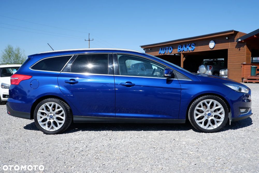 Ford Focus SW 1.5 EcoBoost S&S TITANIUM - 31
