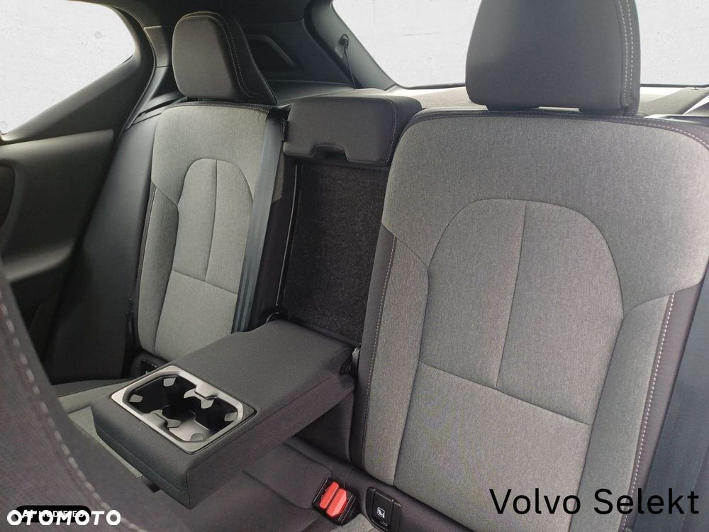 Volvo XC 40 - 18