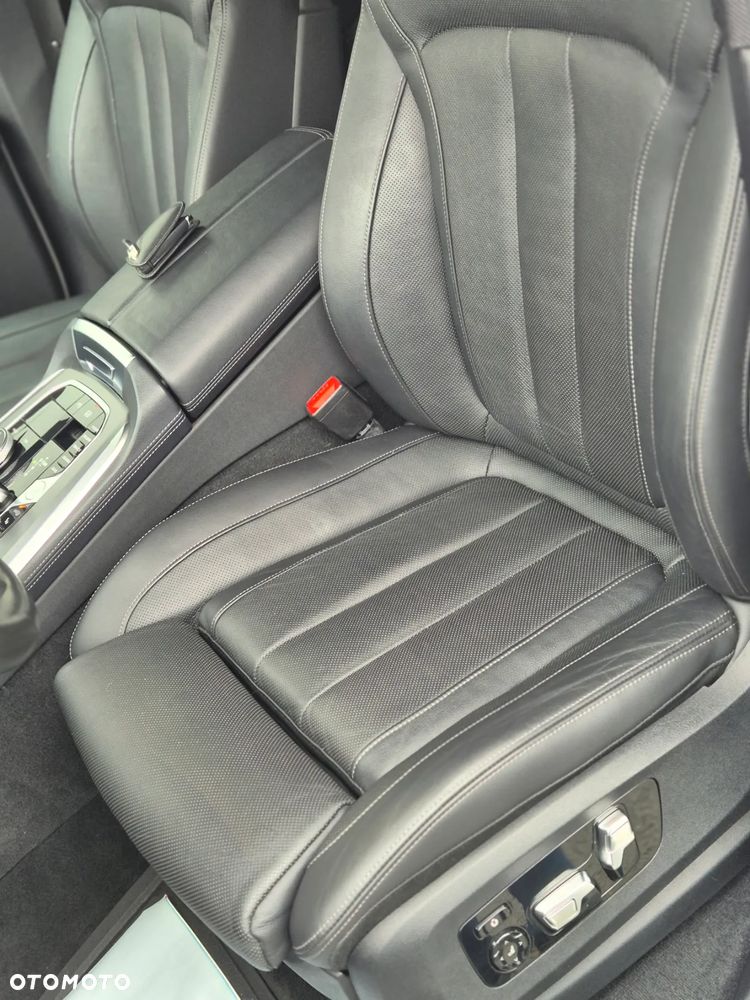 BMW X5 xDrive30d - 28