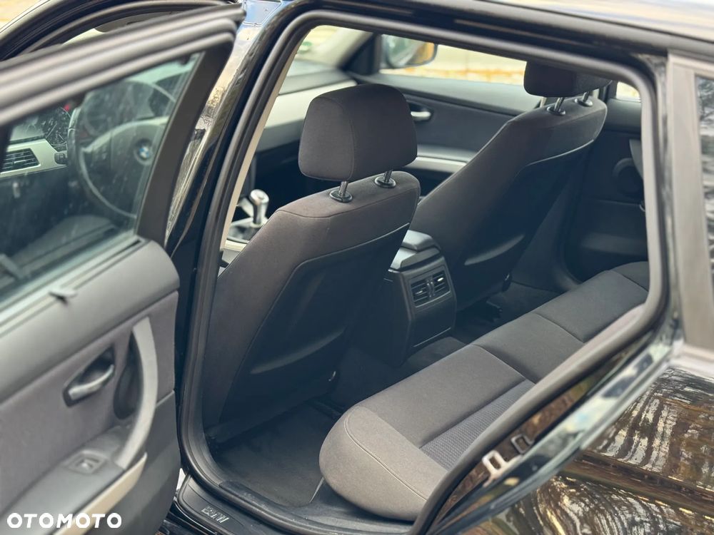 BMW Seria 3 - 17