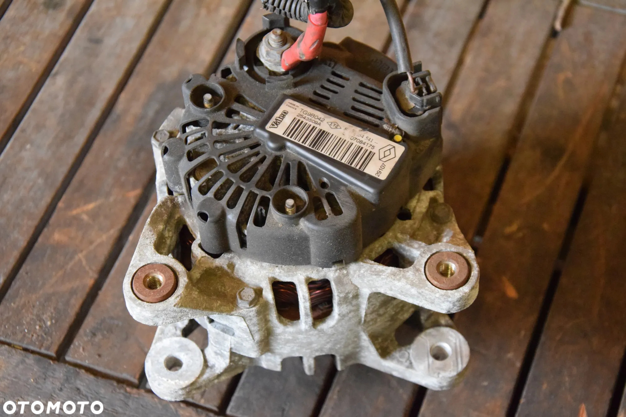 Renault Clio III 1.2 MPI D4F Alternator Modus Twingo TG9B042 2543509A - 2