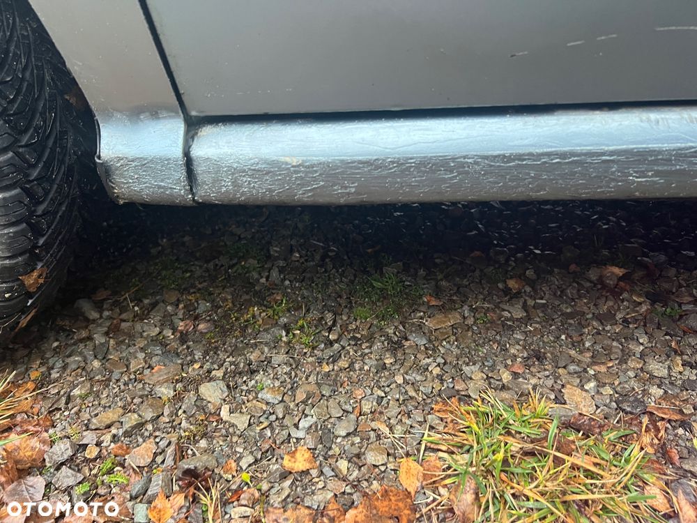 Skoda Fabia 1.4 16V Ambiente + - 27