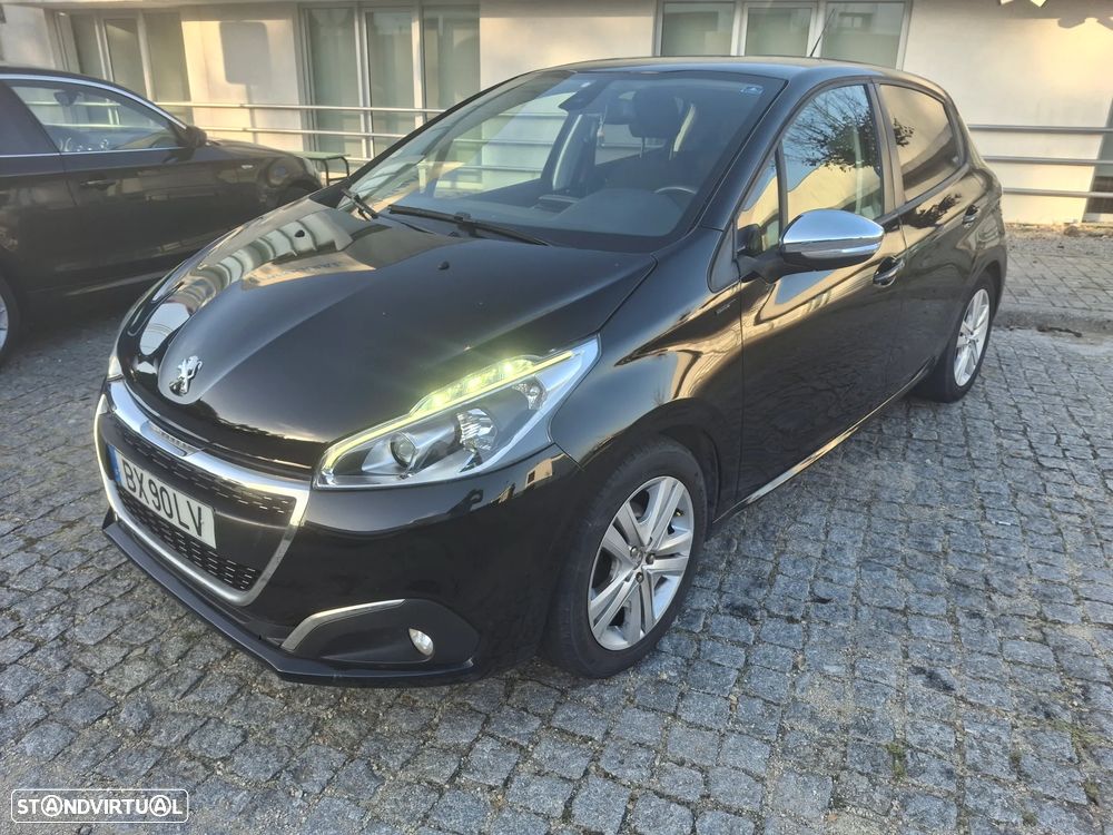 Peugeot 208 - 3