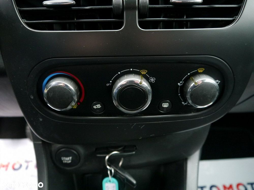 Renault Clio 1.2 16V Authentique - 18