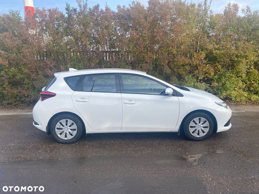 Toyota Auris 1.33 VVT-i Comfort - 11