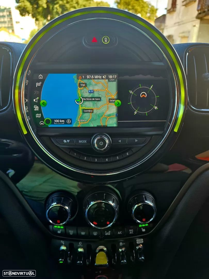 MINI Countryman Cooper SE ALL4 Auto - 13