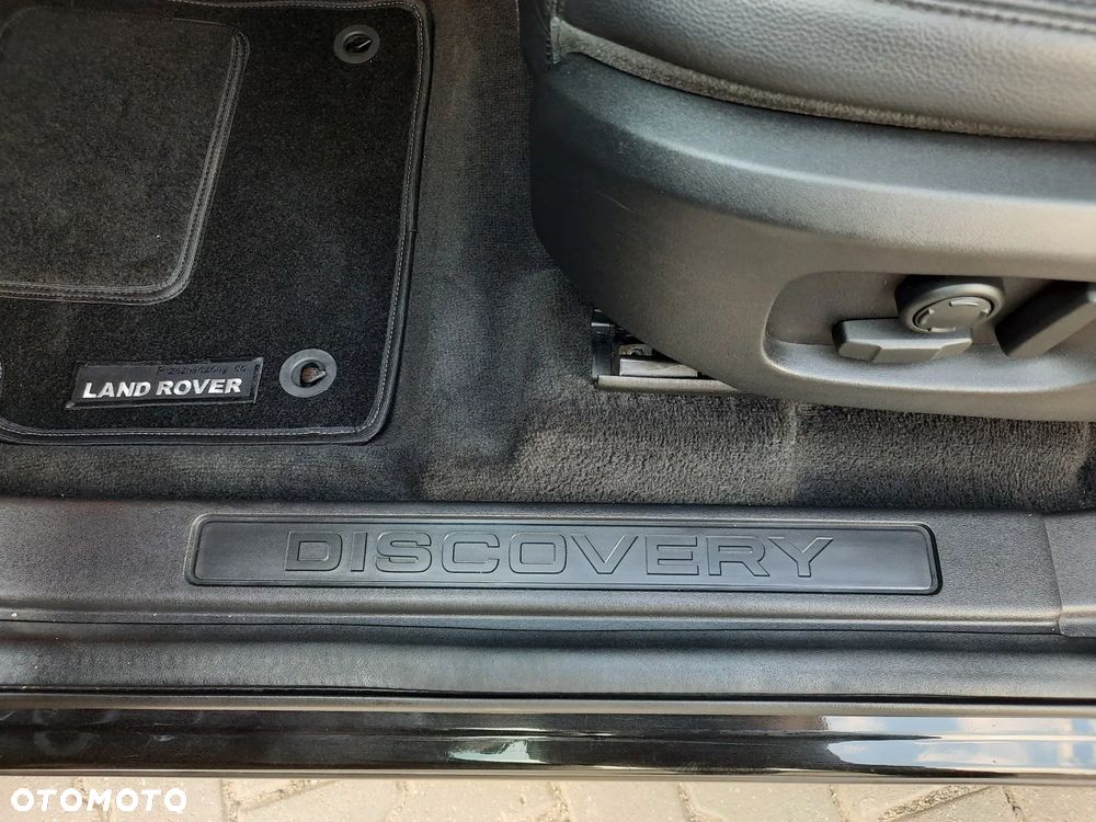 Land Rover Discovery Sport TD4 Sky View - 17