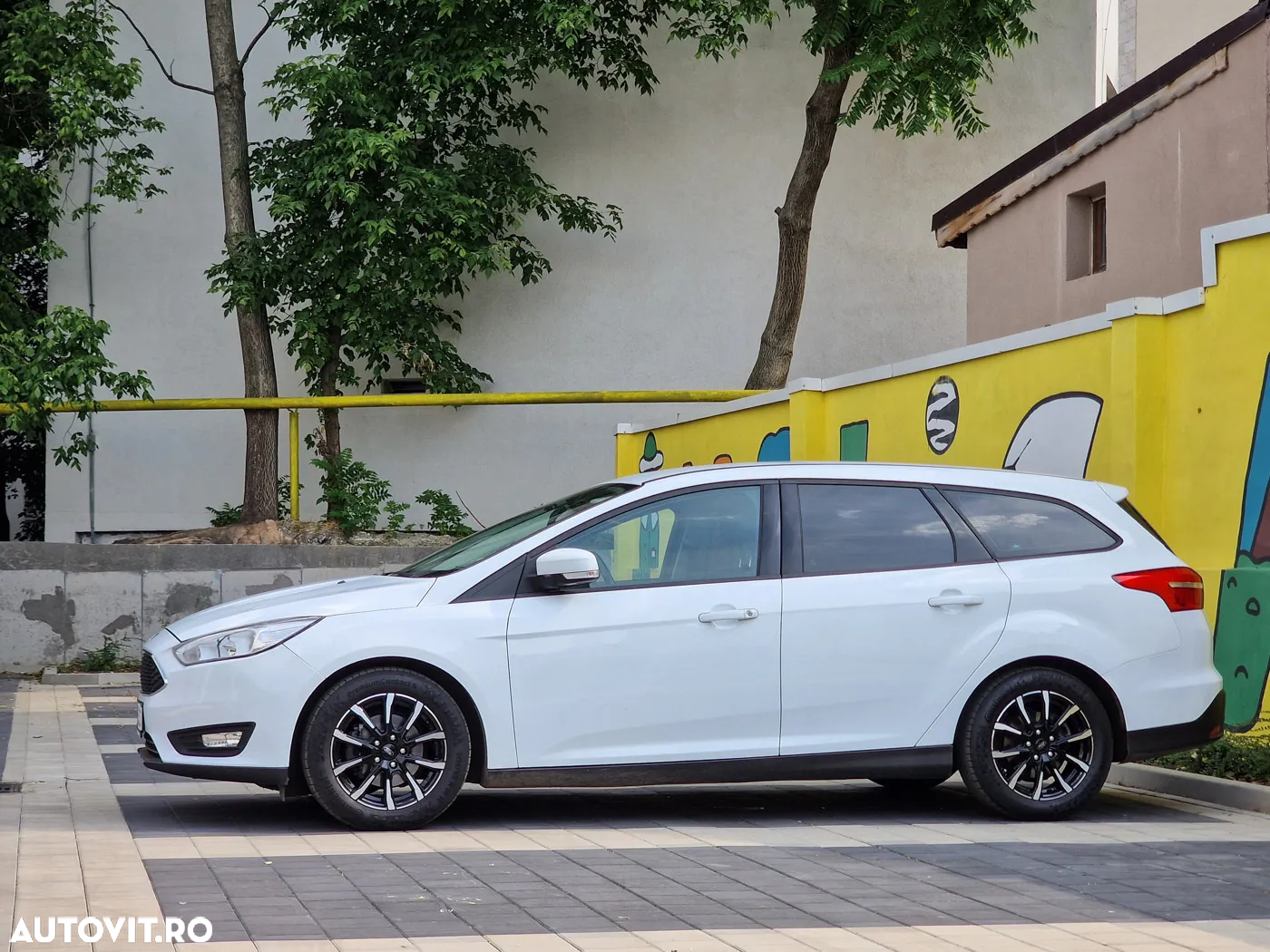 Ford Focus 1.6 Ti-VCT Powershift Trend - 8