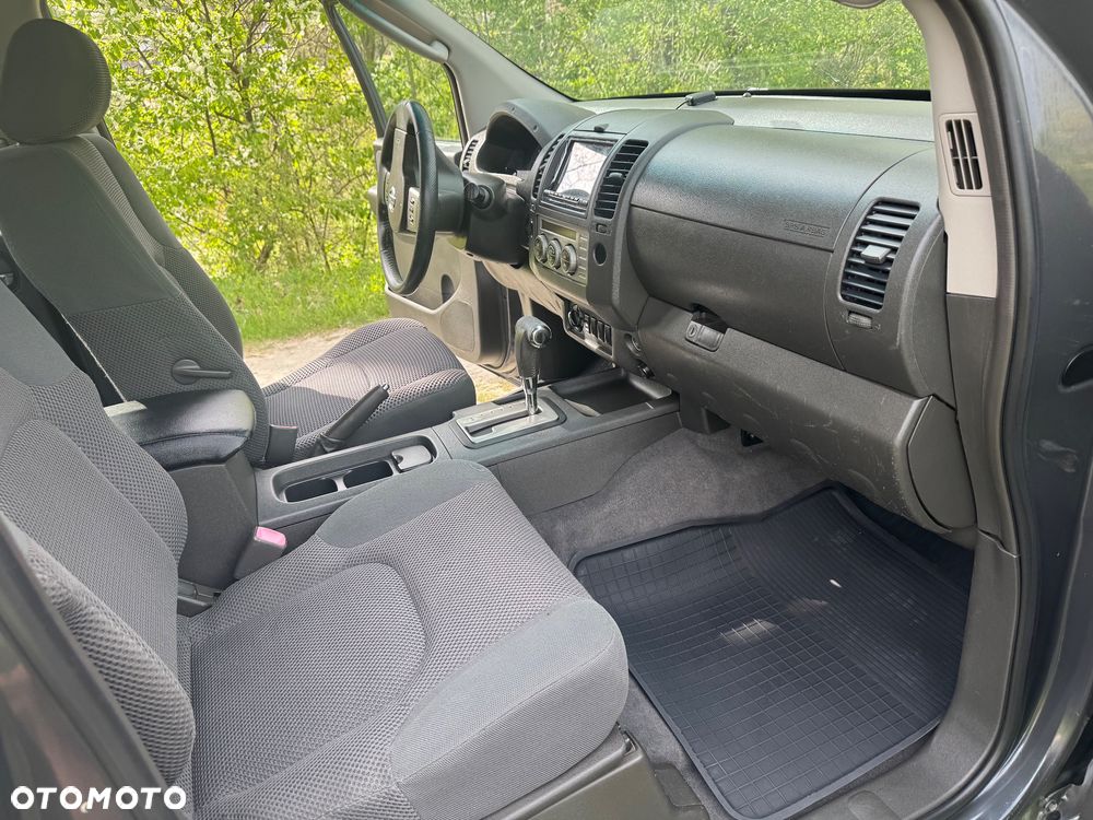 Nissan Navara - 12
