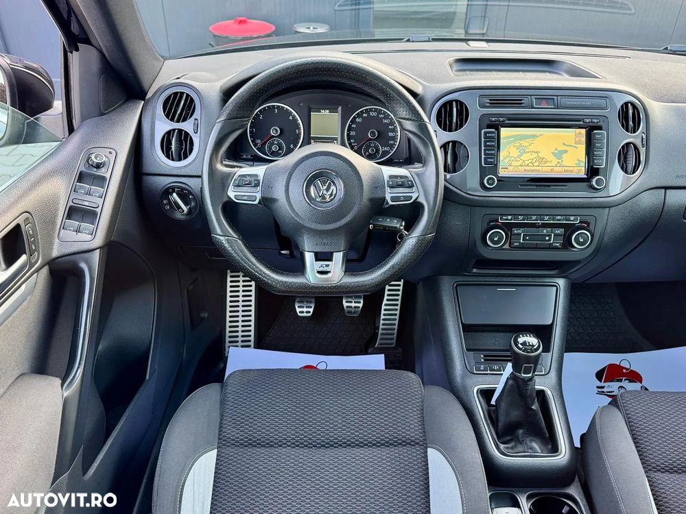 Volkswagen Tiguan 2.0 TDI DPF Sport & Style - 23