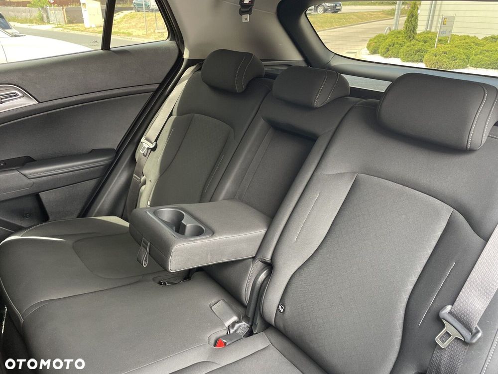 Kia Sportage 1.6 T-GDI M 2WD DCT - 22