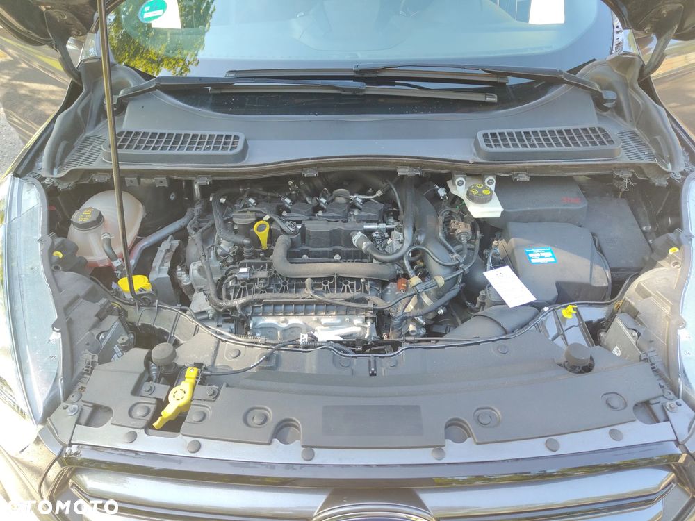 Ford Kuga 1.5 EcoBoost 2x4 ST-Line - 30