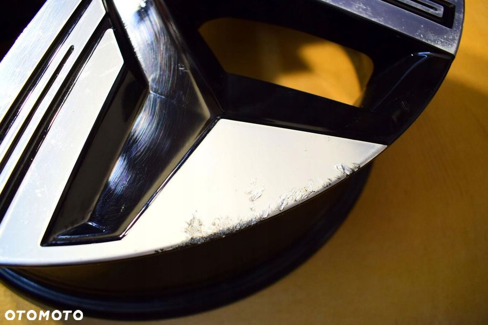 RENAULT 20 Megane E-TECH Nowy Model Oryginał - 2