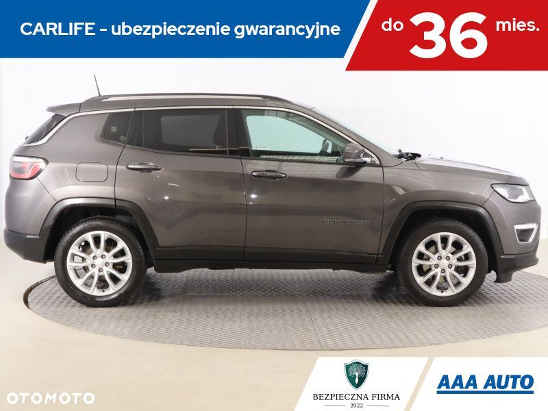 Jeep Compass - 8