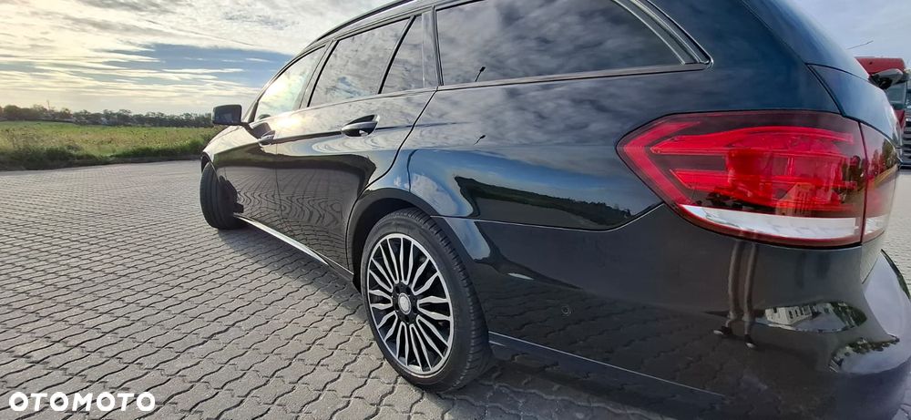 Mercedes-Benz Klasa E 220 BlueTEC 9G-TRONIC - 20
