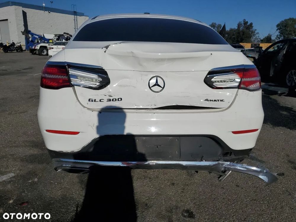 Mercedes-Benz GLC - 6