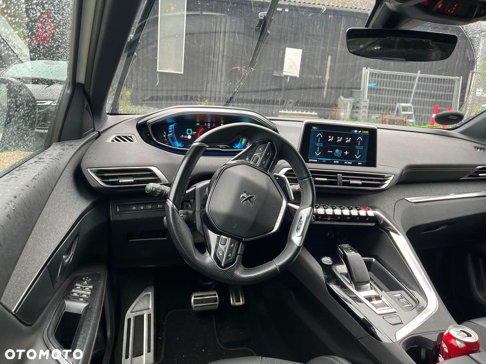 Peugeot 3008 1.6 PureTech HYbrid4 GT Line S&S EAT8 - 7