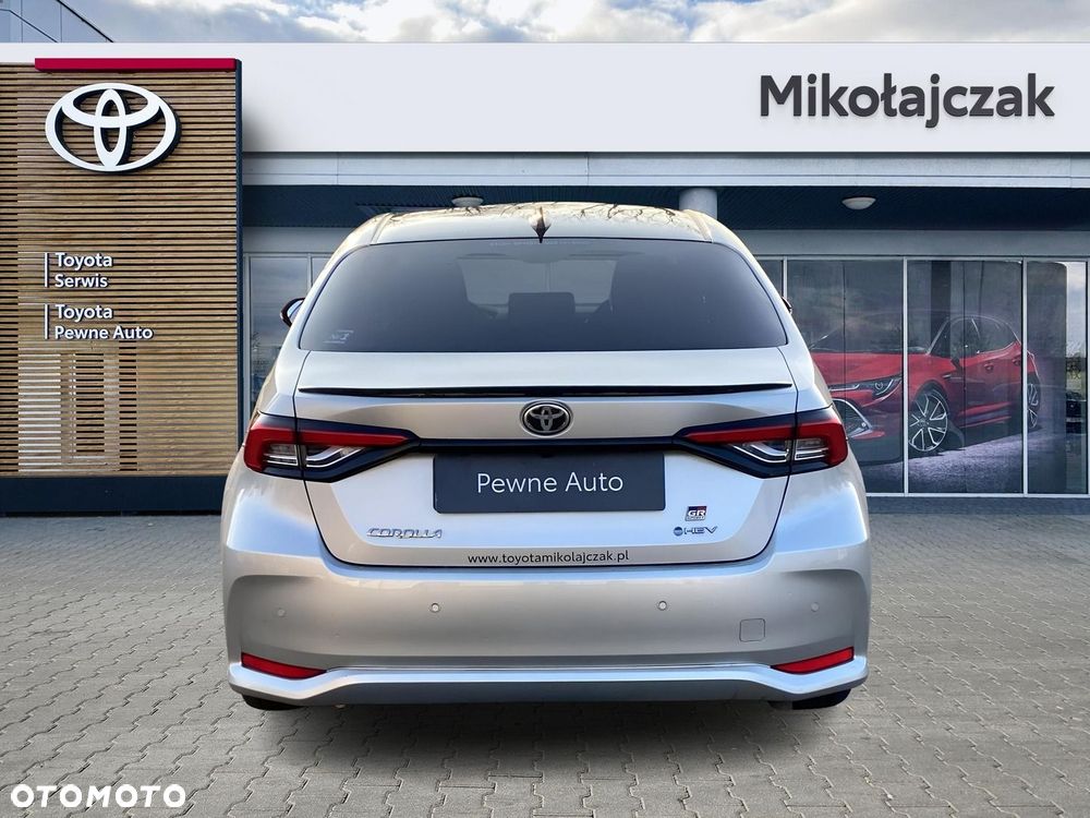 Toyota Corolla 1.8 Hybrid GR Sport - 8