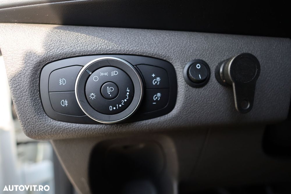 Ford Transit Custom L2H1 2.0 105CP - 18