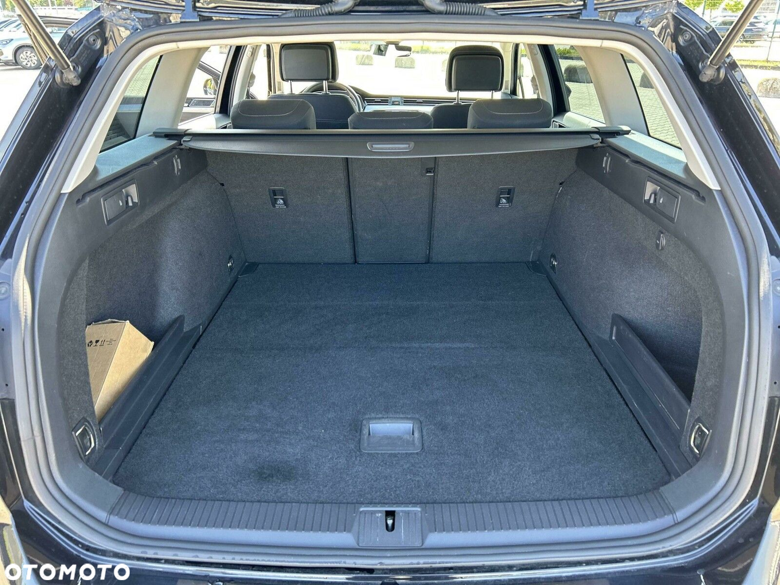 Volkswagen Passat 2.0 TSI Business DSG - 24