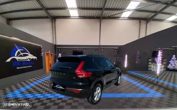 Volvo XC 40 1.5 T2 Momentum - 5