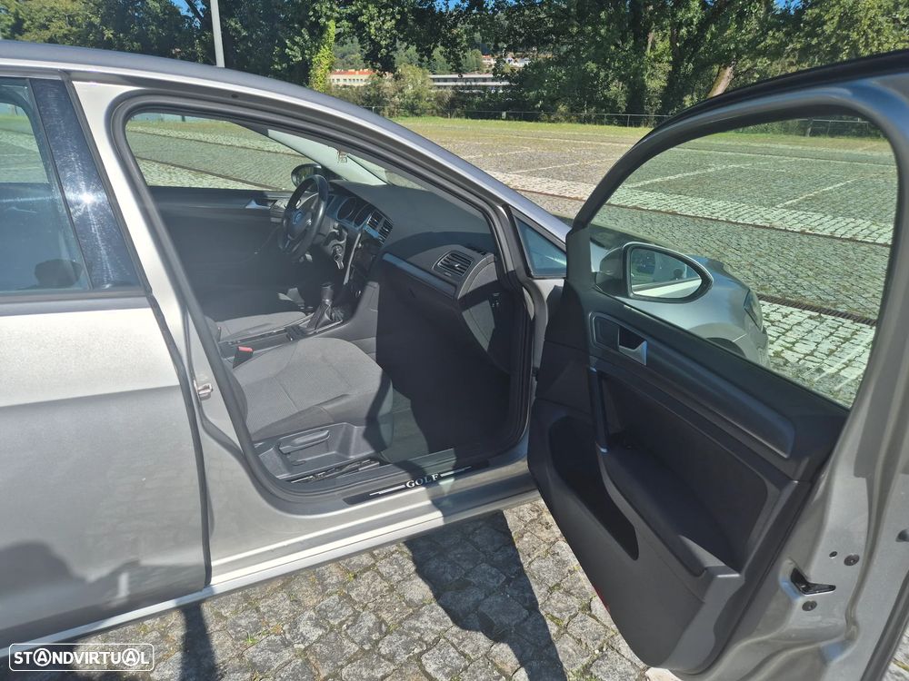 VW Golf 1.0 TSI Confortline - 4