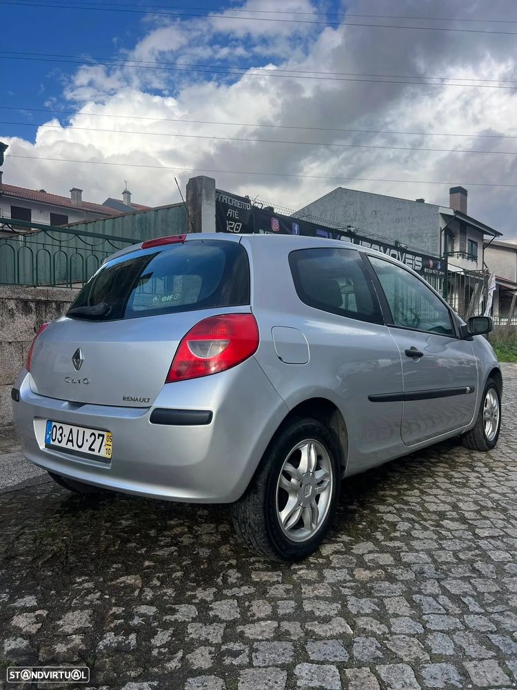Renault Clio 1.5 dCi Dynamique - 3