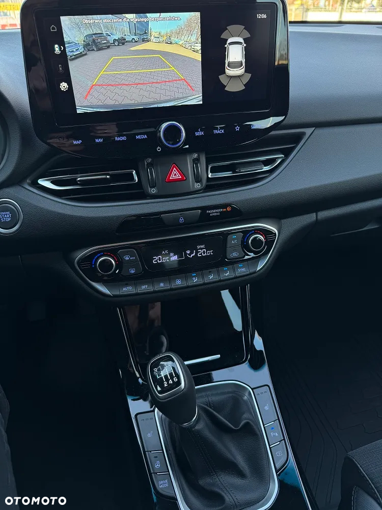 Hyundai i30 1.5 T-GDI 48V Smart - 16