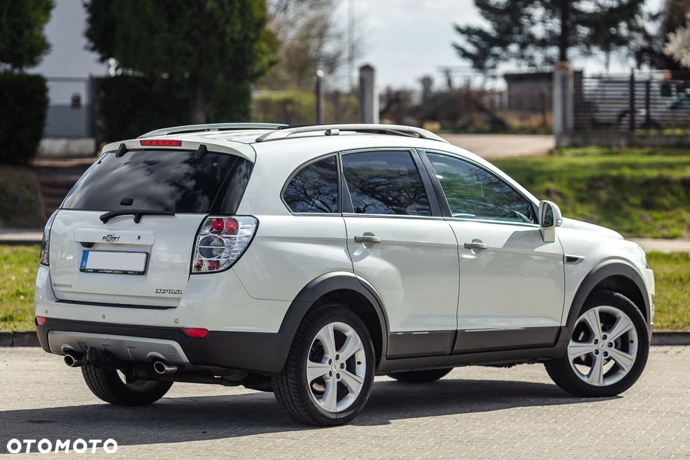 Chevrolet Captiva 2.2 4WD Automatik LTZ - 13