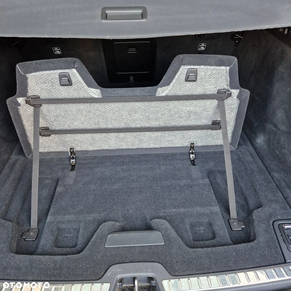 Volvo V90 D5 AWD Momentum - 18