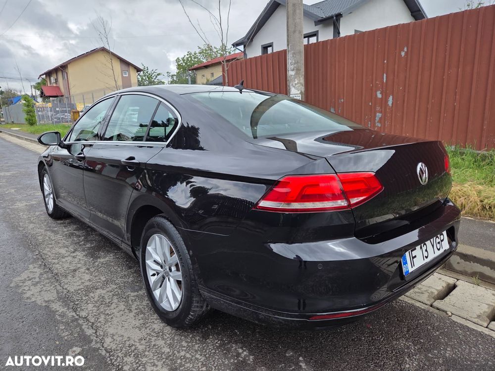 Volkswagen Passat - 4