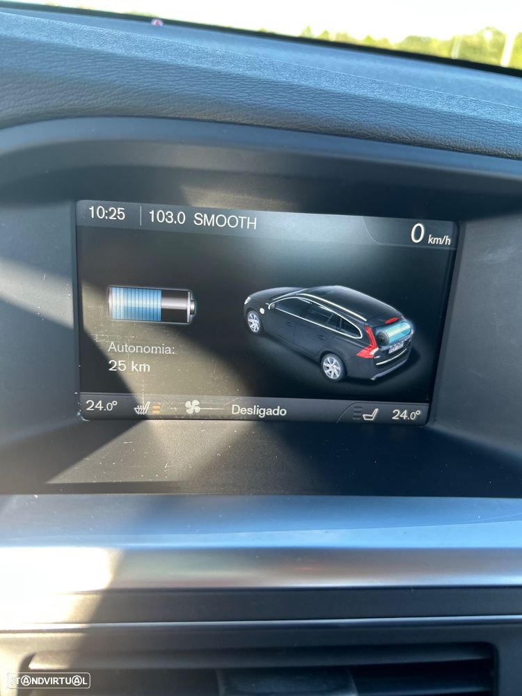 Volvo V60 D6 Plug-In-Hybrid AWD Geartronic Summum - 22