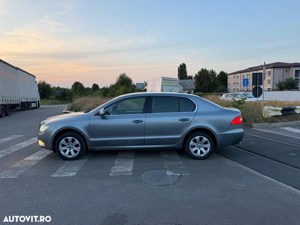 Skoda Superb 2.0 TDI 4x4 DSG Exclusive - 20
