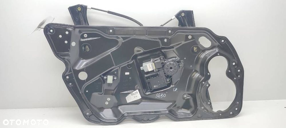 PODNOŚNIK SILNICZEK SZYBY PRZÓD LEWY 3C0959793C VW PASSAT B7 EUROPA - 1