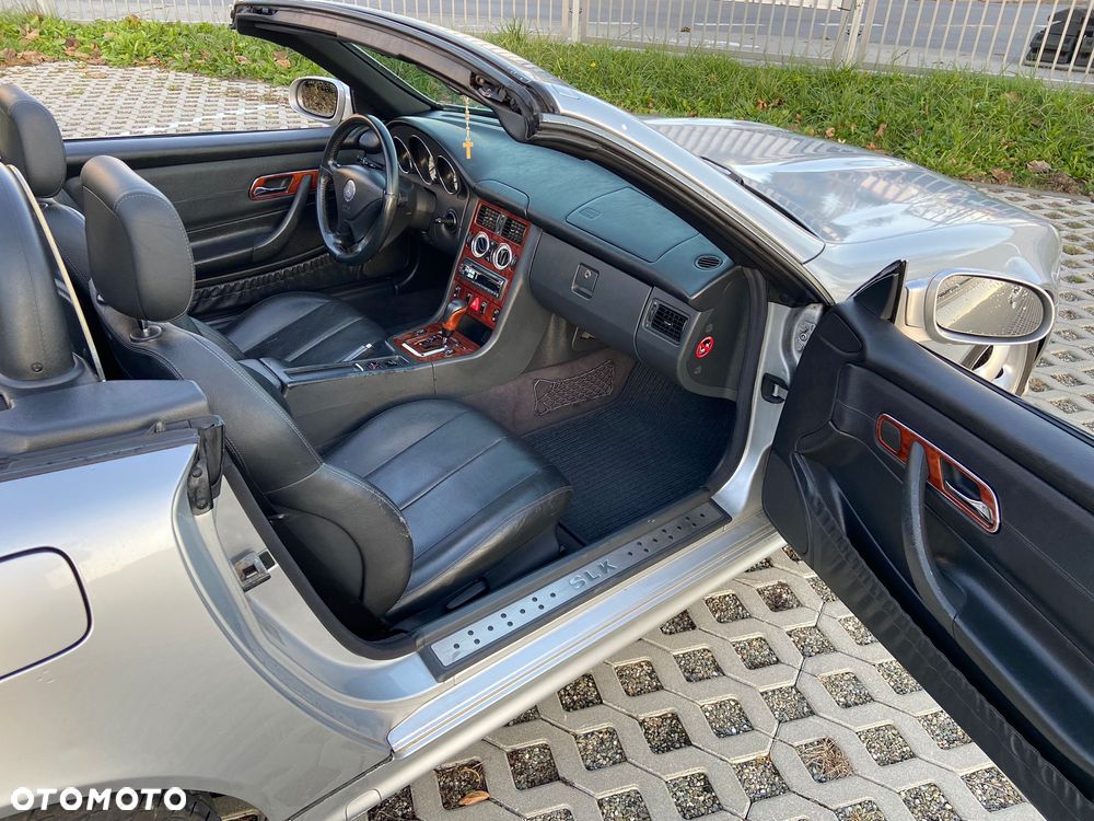 Mercedes-Benz SLK - 9