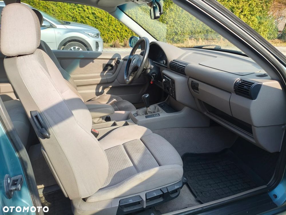 BMW Seria 3 - 17