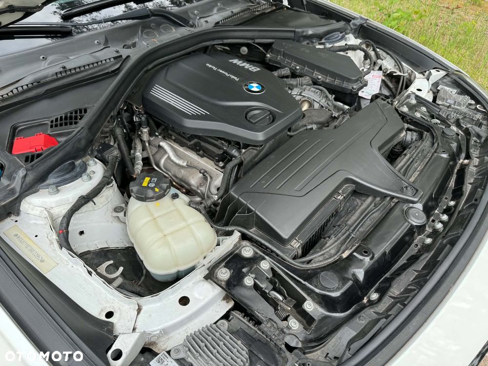 BMW 3GT 318d Sport Line - 20