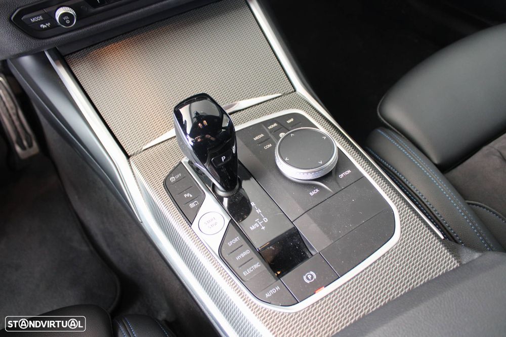 BMW 330 e Pack M Auto - 13
